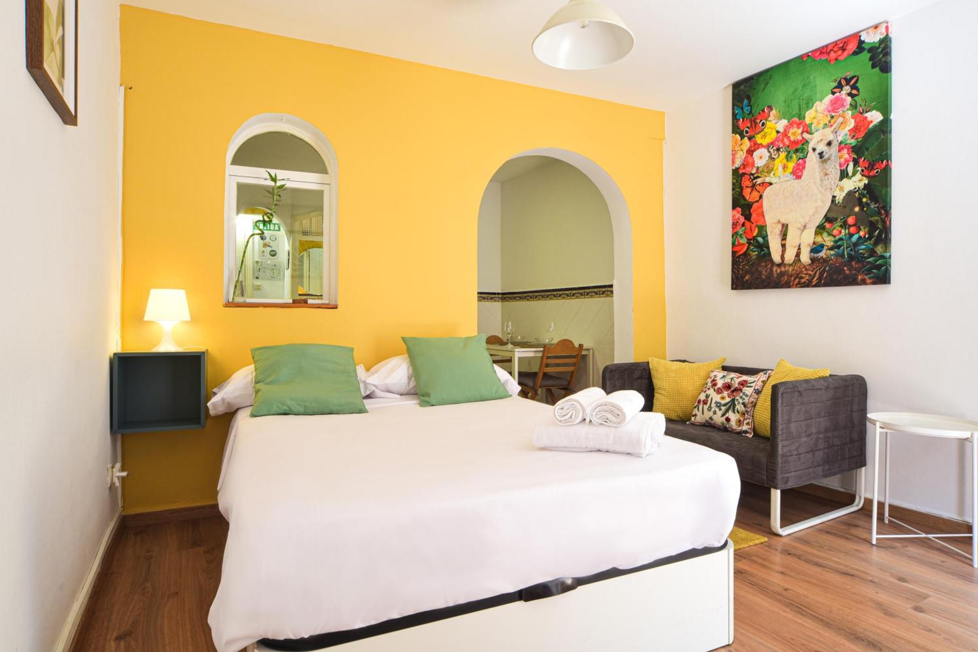 El Prado Historic Center Appartement Madrid Buitenkant foto